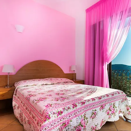 L'Ulivo Resort Vico Equense Room photo